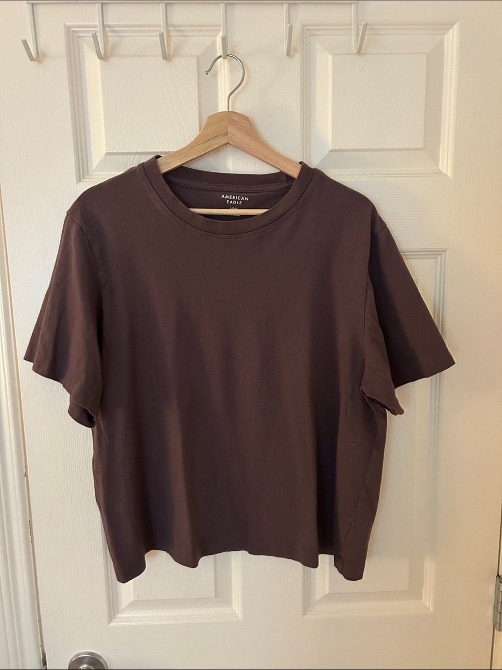 American Eagle Outfitters Brown Short-Sleeve Crewneck Tee